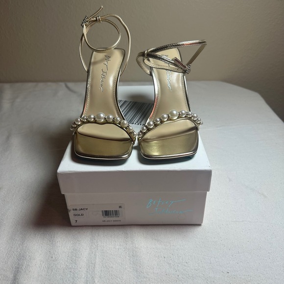 Betsey Johnson Shoes - Betsey Johnson JACY Gold Pearl Embellished Ankle Strap Block Heel Sandals Size 7